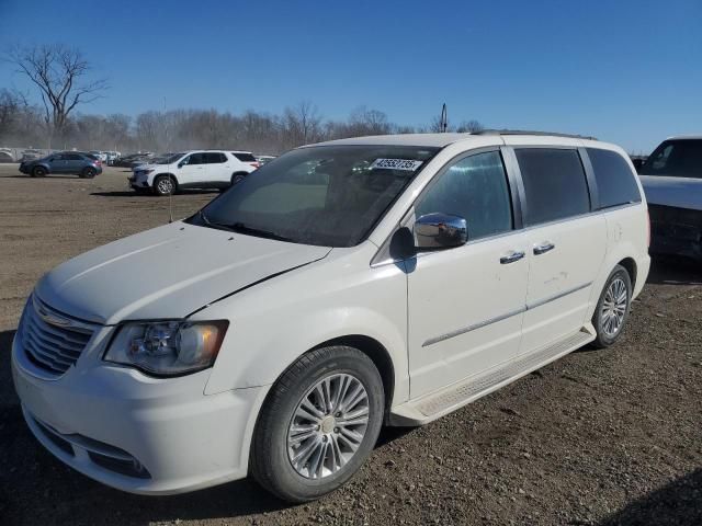 2013 Chrysler Town & Country Touring L