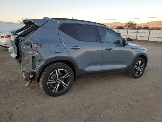 2023 Volvo XC40 Plus