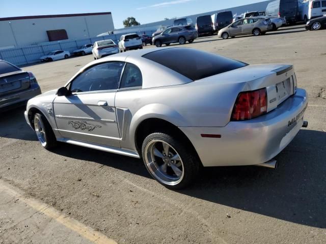 2004 Ford Mustang