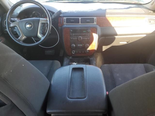 2013 Chevrolet Suburban K1500 LS
