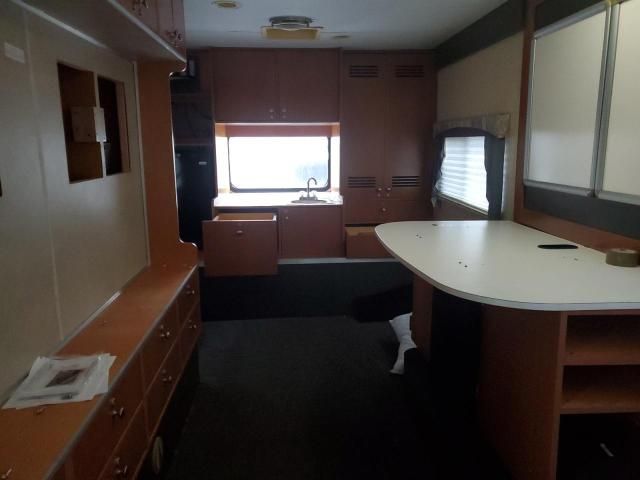 2006 Ford Econoline E450 Super Duty Cutaway Van