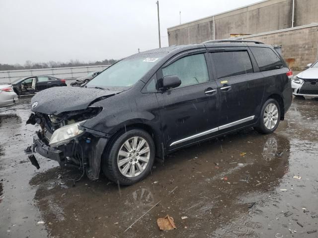 2011 Toyota Sienna XLE