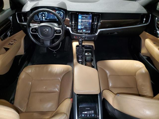 2018 Volvo S90 T6 Momentum