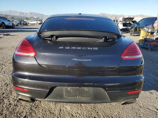 2014 Porsche Panamera 2