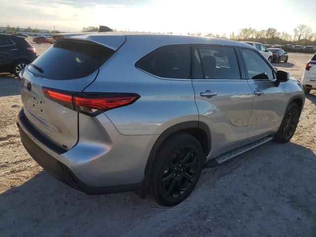 2022 Toyota Highlander L