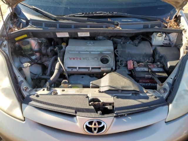 2006 Toyota Sienna XLE