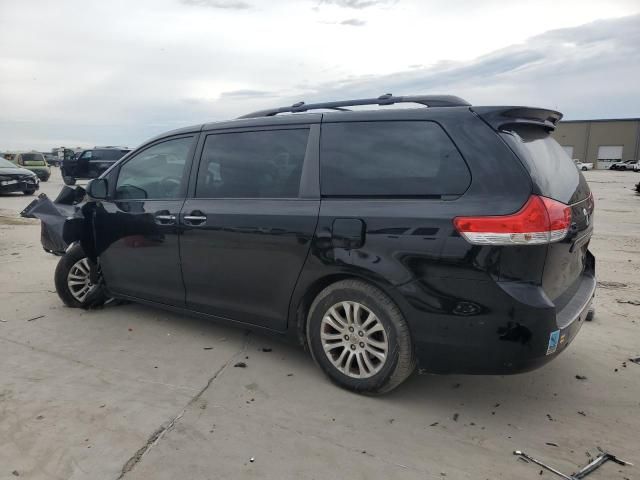 2014 Toyota Sienna XLE