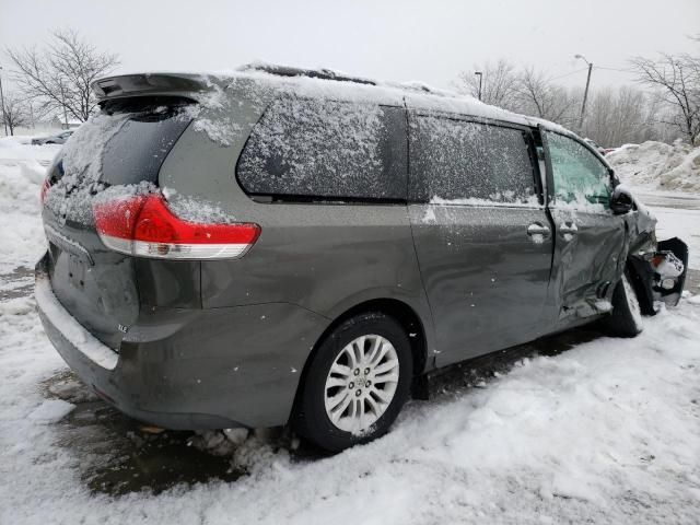 2011 Toyota Sienna XLE