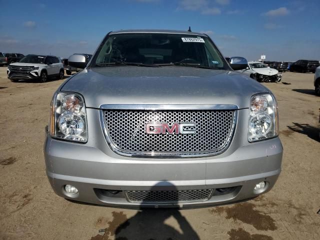 2011 GMC Yukon Denali