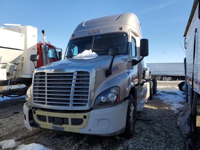 2016 Freightliner Cascadia 125