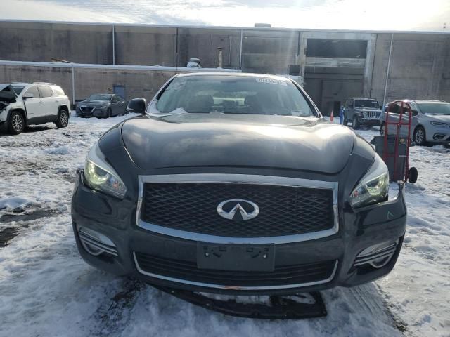 2018 Infiniti Q70L 3.7 Luxe