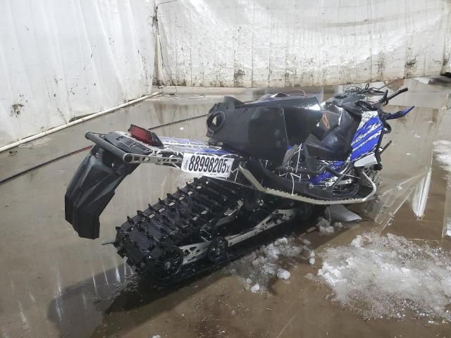 2017 Polaris Snowmobile