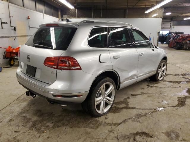 2016 Volkswagen Touareg Sport