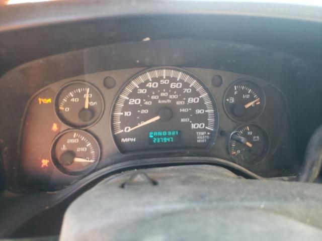 2004 Chevrolet Express G2500