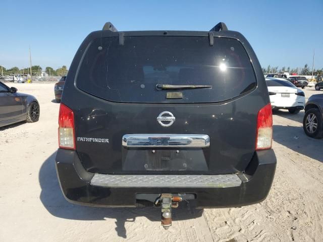 2006 Nissan Pathfinder LE