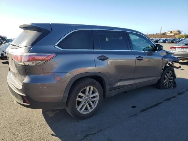 2016 Toyota Highlander LE