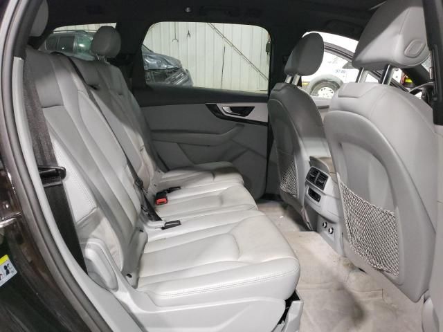 2019 Audi Q7 Premium