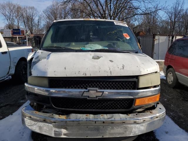 2003 Chevrolet Express G2500