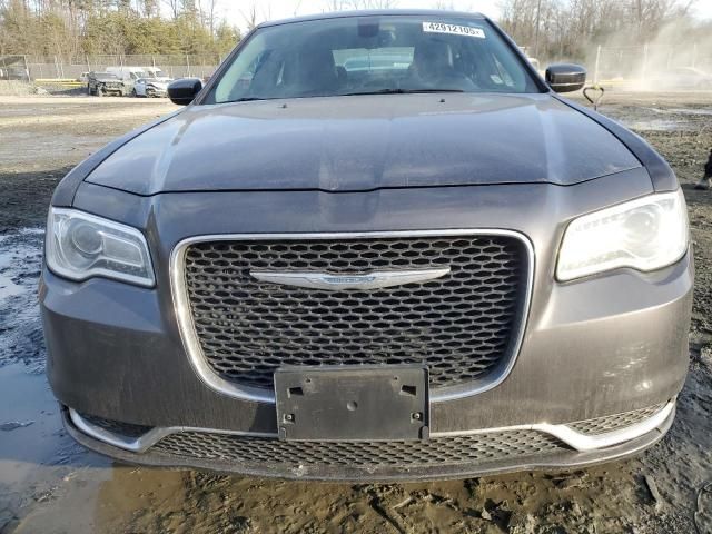 2015 Chrysler 300 Limited