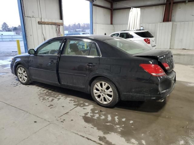 2010 Toyota Avalon XL