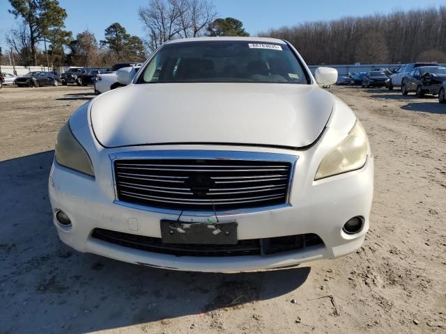 2011 Infiniti M56 X