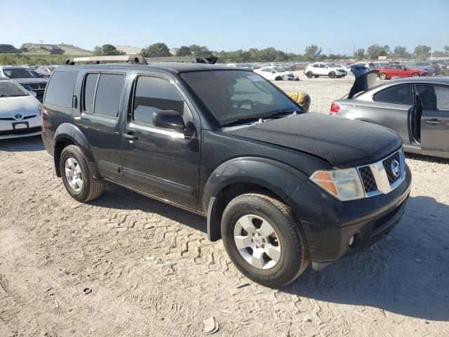 2006 Nissan Pathfinder LE