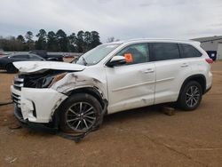 Toyota Highlander salvage cars for sale: 2017 Toyota Highlander SE