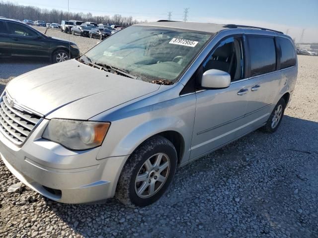 2010 Chrysler Town & Country Touring