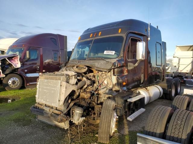 2012 Freightliner Cascadia 125