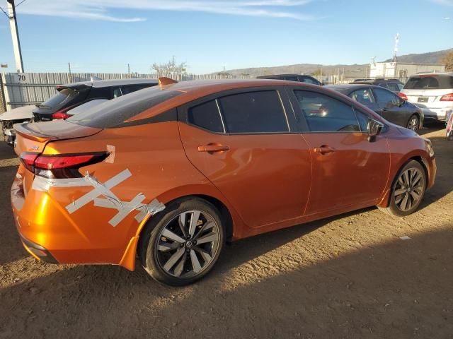 2022 Nissan Versa SR