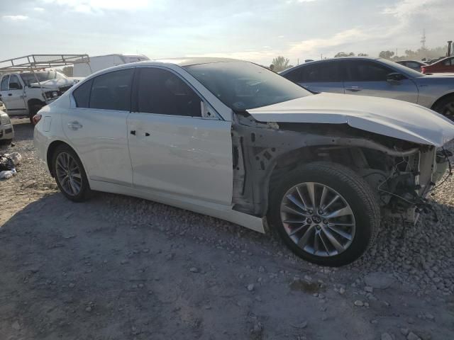 2018 Infiniti Q50 Luxe