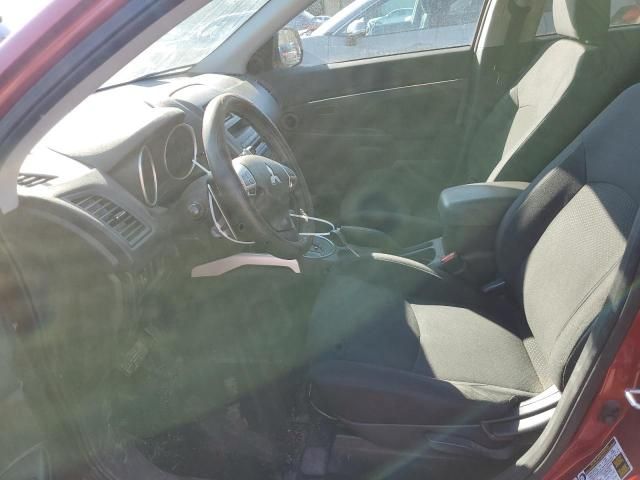 2013 Mitsubishi Outlander Sport es