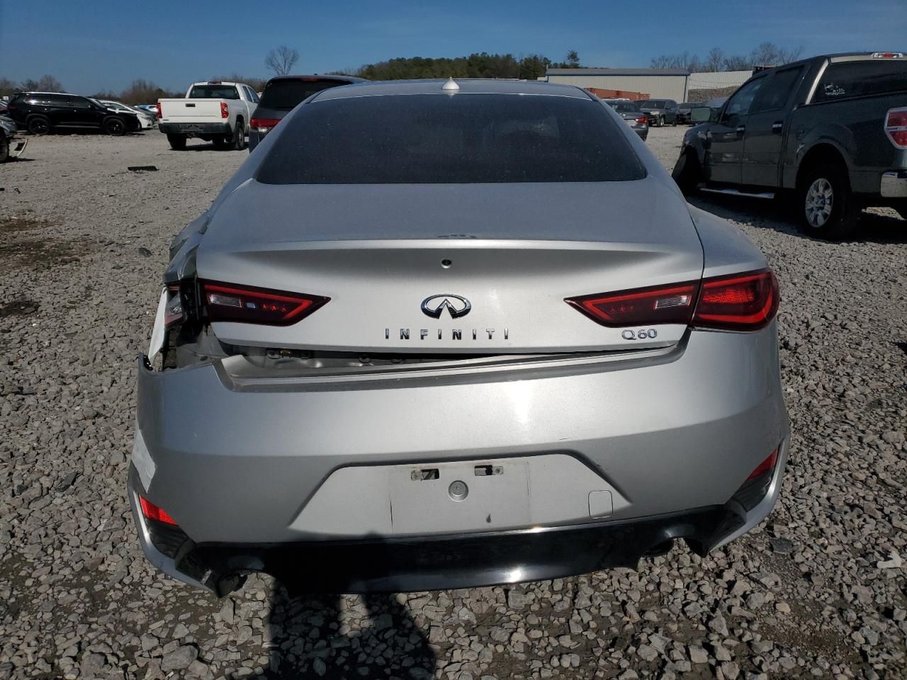 2017 Infiniti Q60 Premium