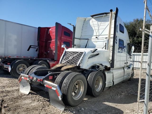 2022 Volvo VN VNL
