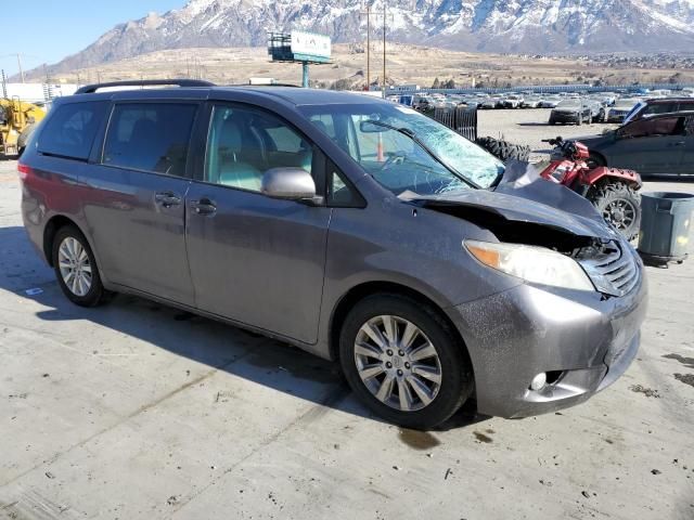 2011 Toyota Sienna XLE