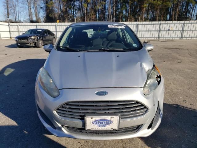 2015 Ford Fiesta SE