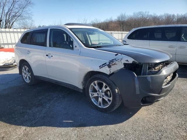 2014 Mitsubishi Outlander SE