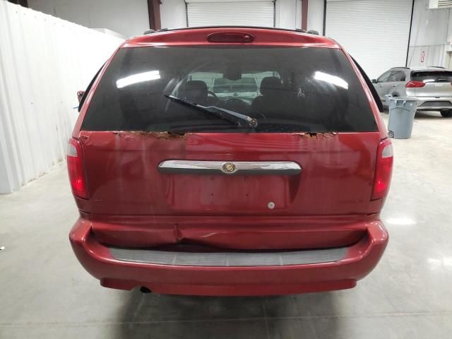 2007 Chrysler Town & Country Touring