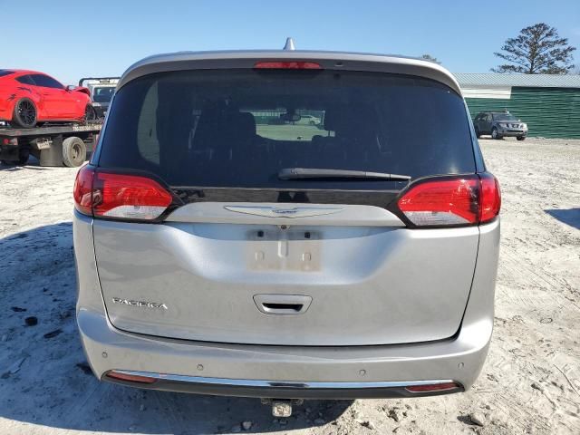 2017 Chrysler Pacifica Touring L Plus