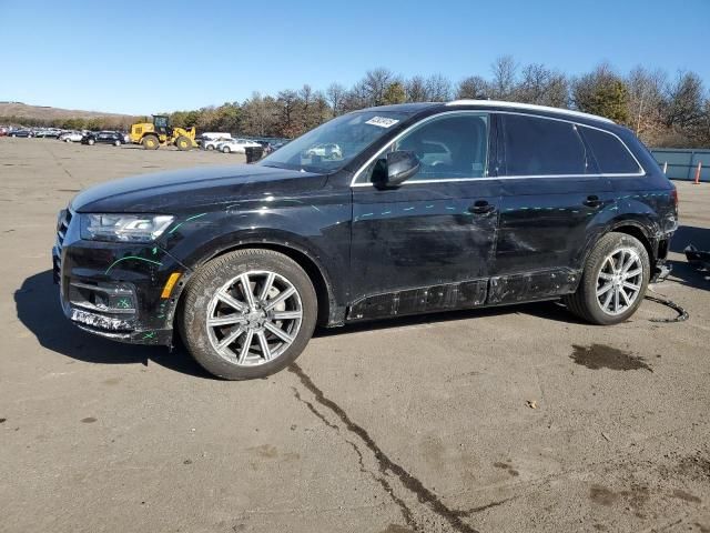 2019 Audi Q7 Premium Plus