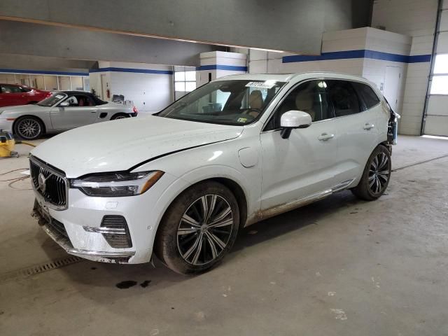 2022 Volvo XC60 T8 Recharge Inscription