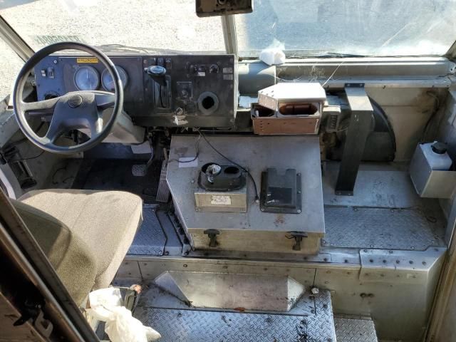 2009 Freightliner Chassis M Line WALK-IN Van