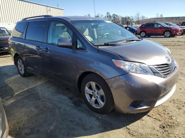 2012 Toyota Sienna LE