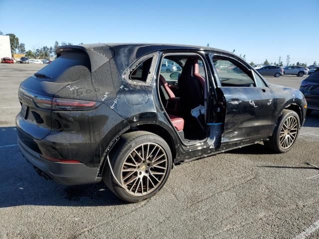 2023 Porsche Cayenne Base