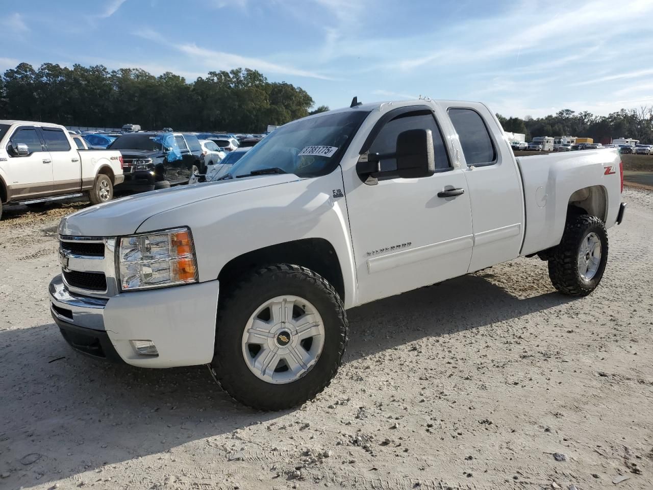 2011 Chevrolet Silverado C1500 lt