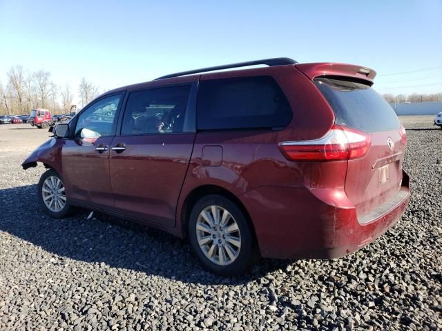 2015 Toyota Sienna XLE