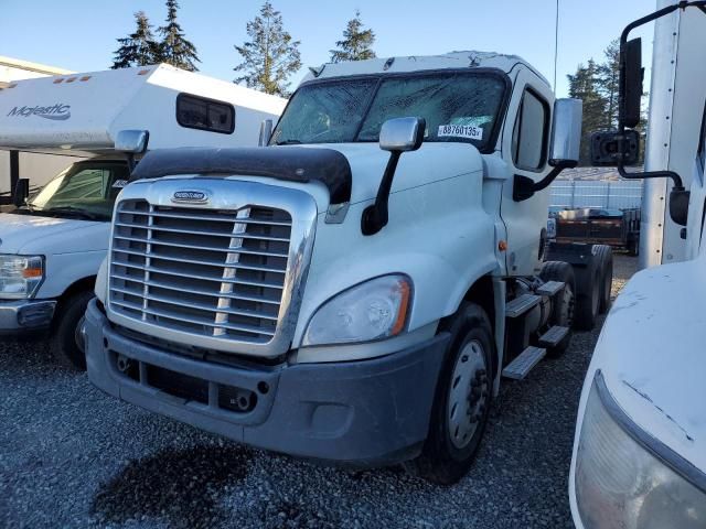 2012 Freightliner Cascadia 125