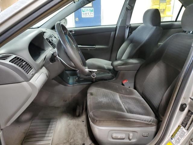 2005 Toyota Camry LE