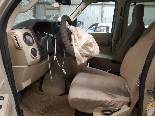 2012 Ford Econoline E350 Super Duty Wagon