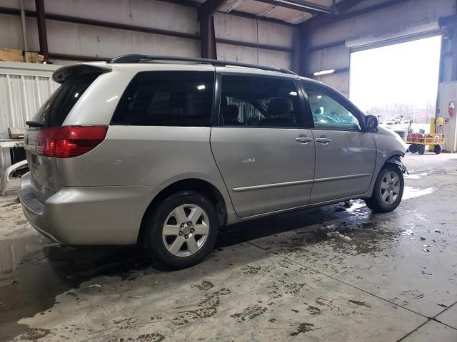 2004 Toyota Sienna CE